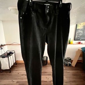 Torrid Jean black jeggings